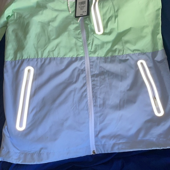 Colorblock Windbreaker Jacket - Picture 2 of 6